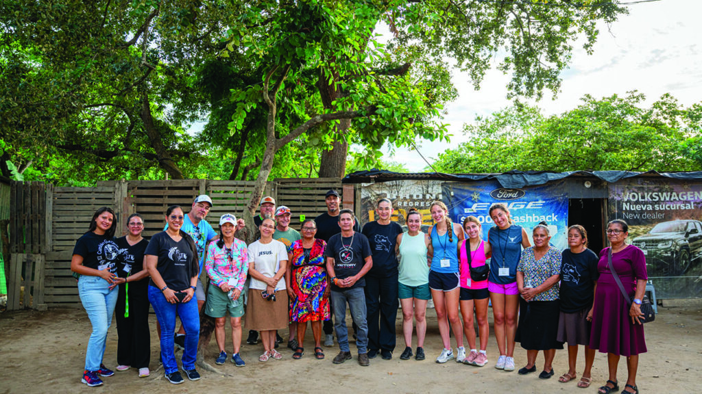 The think kindness costa rica volunteer team. 